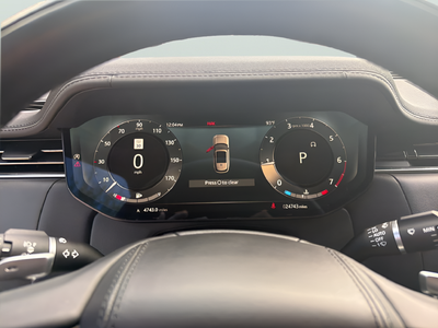 2023 Land Rover Range Rover SE LWB