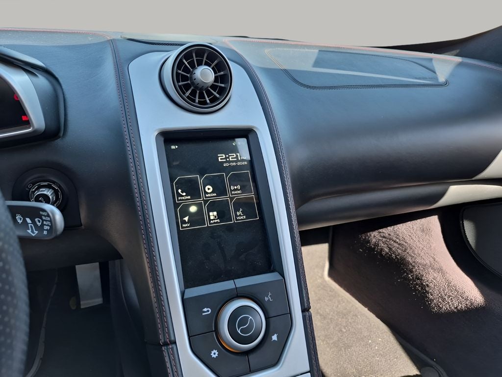 2013 McLaren MP4-12C Base