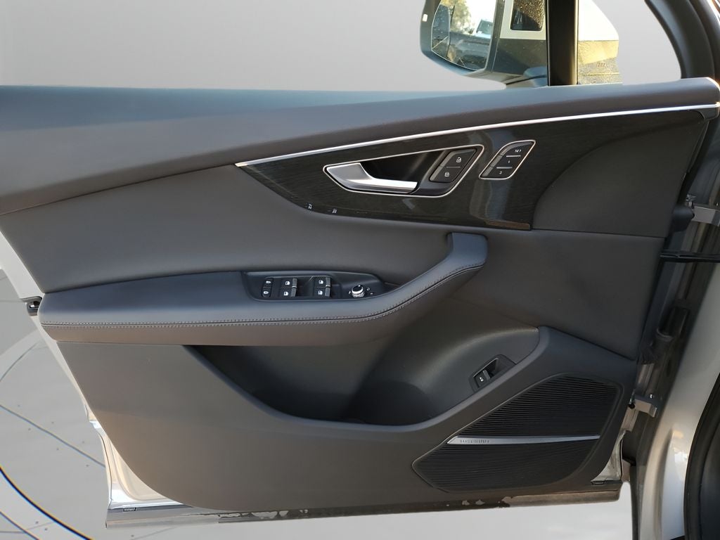 2024 Audi Q7 55 Premium Plus quattro