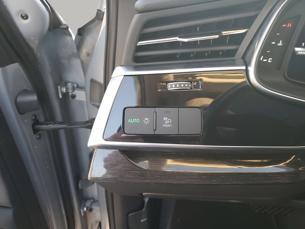 2024 Audi Q7 55 Premium Plus quattro