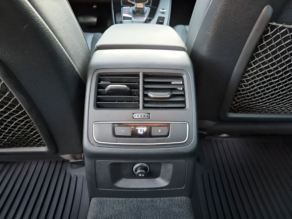 2021 Audi A4 40 Premium quattro