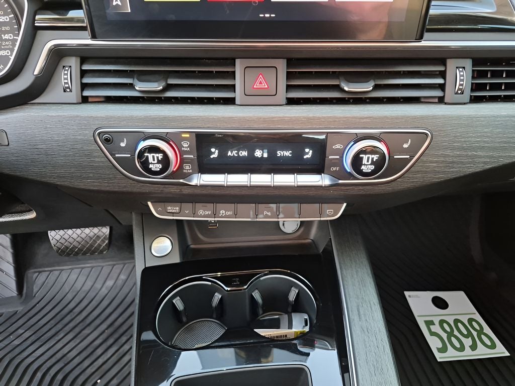 2021 Audi A4 40 Premium quattro