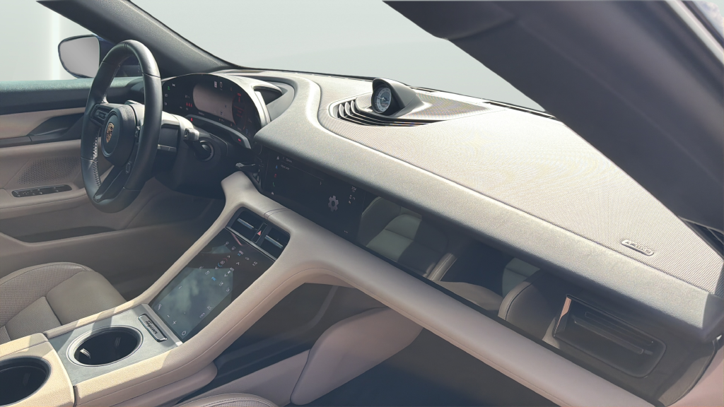 2022 Porsche Taycan Base