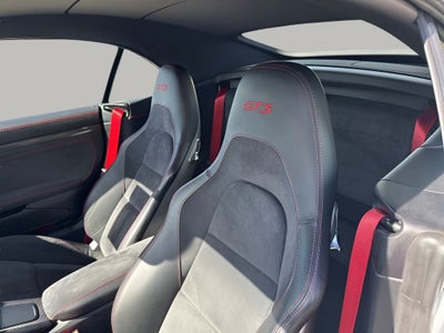 2017 Porsche 911 Carrera 4 GTS