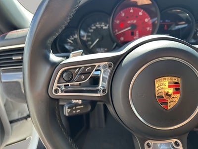 2017 Porsche 911 Carrera 4 GTS