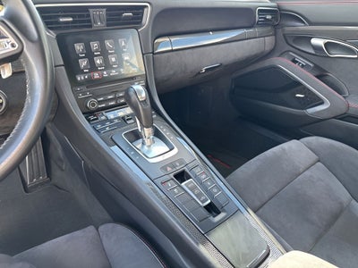 2017 Porsche 911 Carrera 4 GTS