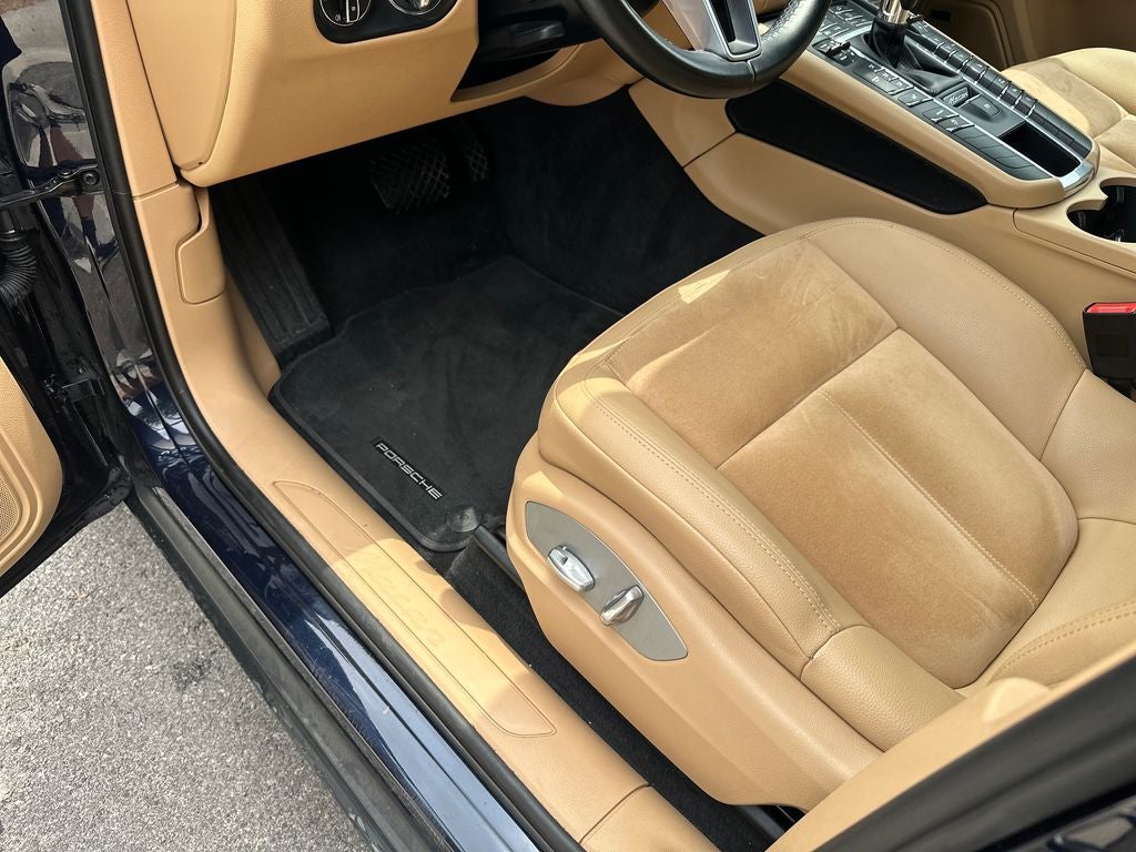 2018 Porsche Macan Base