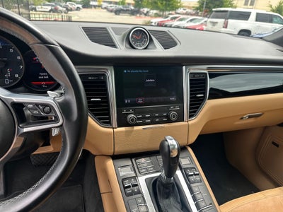 2018 Porsche Macan Base