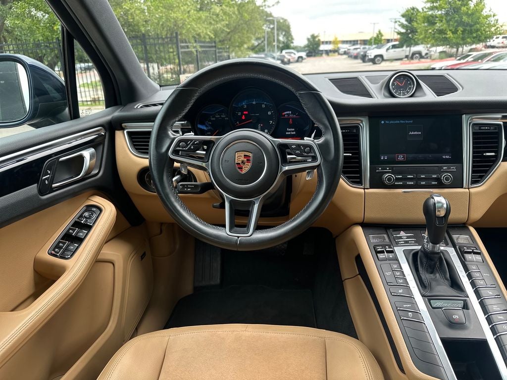 2018 Porsche Macan Base