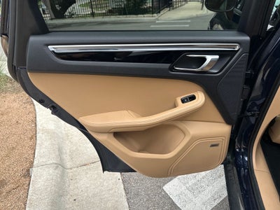 2018 Porsche Macan Base