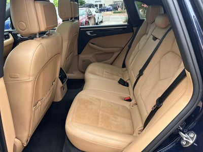 2018 Porsche Macan Base