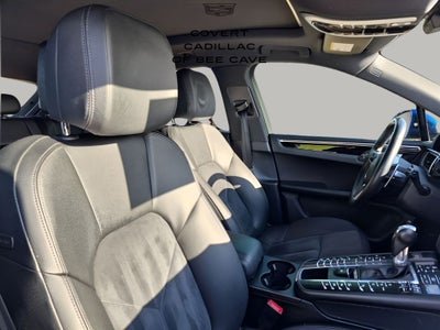 2018 Porsche Macan Sport Edition