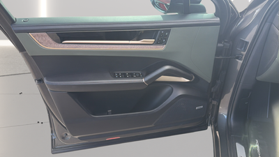 2024 Porsche Cayenne E-Hybrid Coupe S