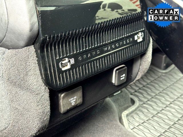 2024 Jeep Grand Wagoneer L Series II OBSIDIAN