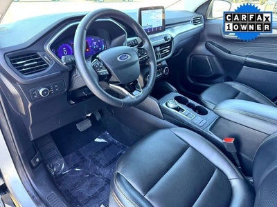 2022 Ford Escape Hybrid Titanium