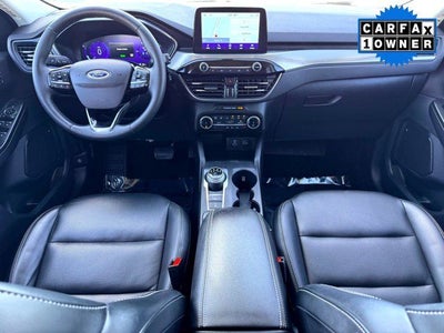 2022 Ford Escape Hybrid Titanium