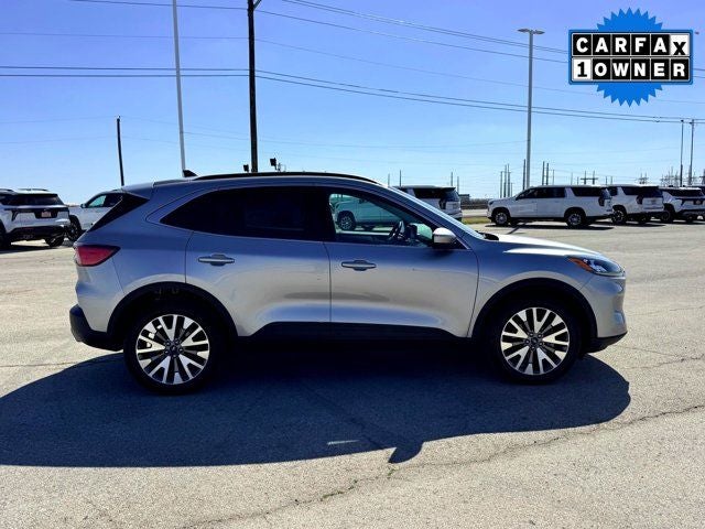 2022 Ford Escape Hybrid Titanium