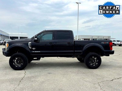 2017 Ford F-250SD Lariat Black Widow