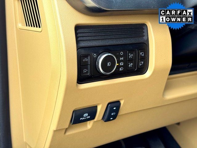 2025 Ford F-350SD Lariat DRW