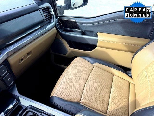 2025 Ford F-350SD Lariat DRW