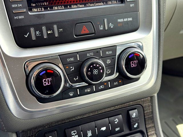 2016 GMC Acadia SLT-1