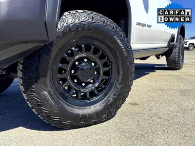 2024 GMC Sierra 2500HD AT4X AEV Edition