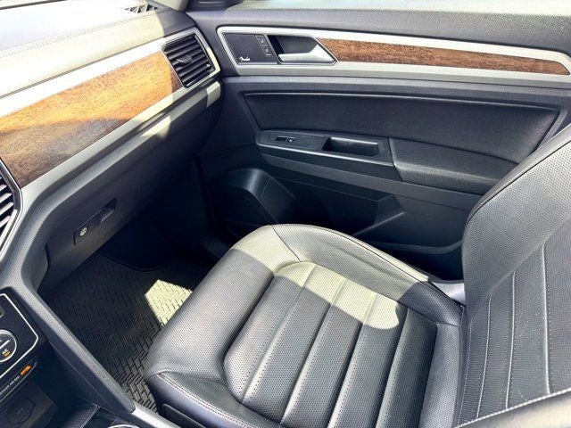 2018 Volkswagen Atlas SEL Premium 4Motion