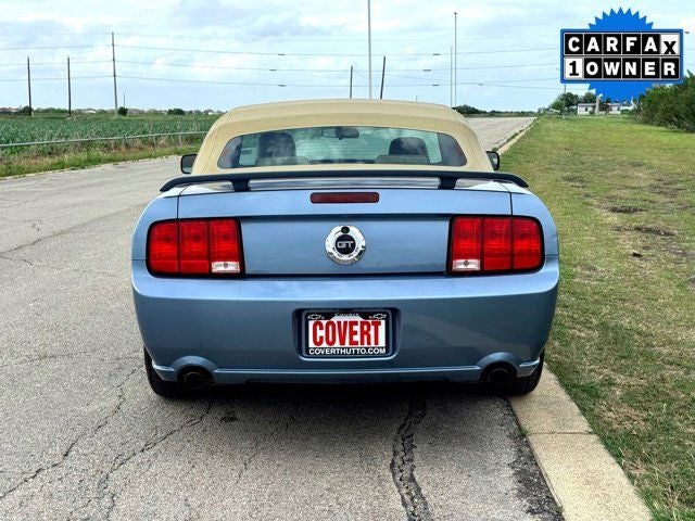 2005 Ford Mustang GT Premium