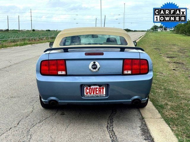 2005 Ford Mustang GT Premium