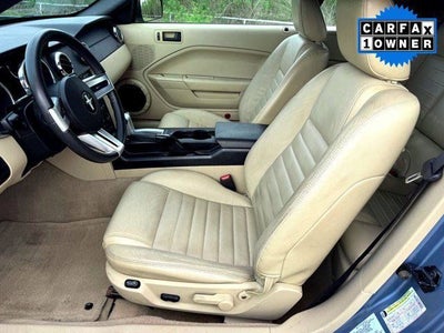 2005 Ford Mustang GT Premium