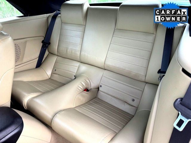 2005 Ford Mustang GT Premium