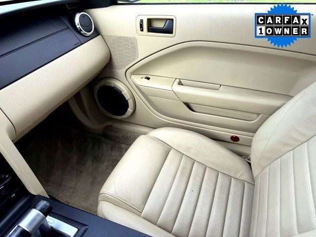 2005 Ford Mustang GT Premium