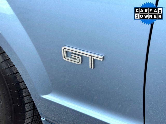 2005 Ford Mustang GT Premium