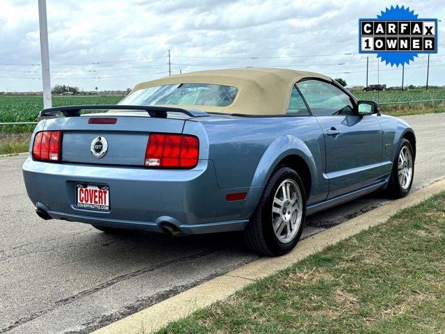 2005 Ford Mustang GT Premium