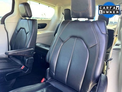 2019 Chrysler Pacifica Touring L