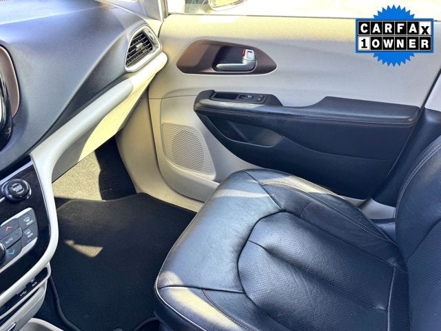 2019 Chrysler Pacifica Touring L