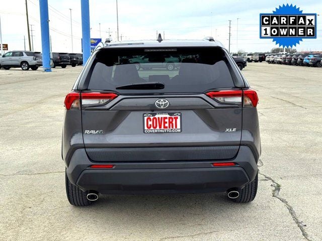 2020 Toyota RAV4 XLE