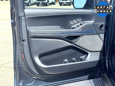 2025 Lincoln Navigator Reserve Jet Appearance