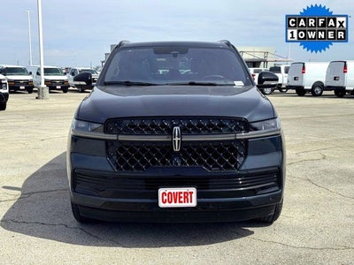 2025 Lincoln Navigator Reserve Jet Appearance