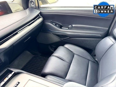 2025 Lincoln Navigator Reserve Jet Appearance