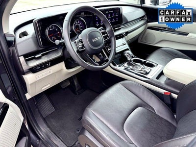 2024 Kia Carnival EX