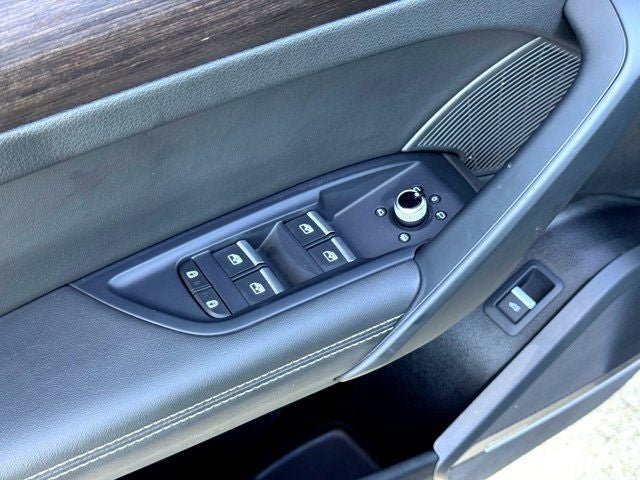 2023 Audi Q5 40 Premium Plus quattro