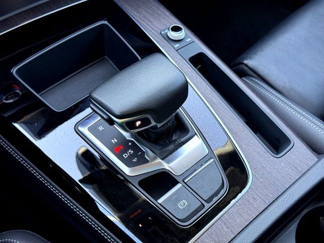 2023 Audi Q5 40 Premium Plus quattro