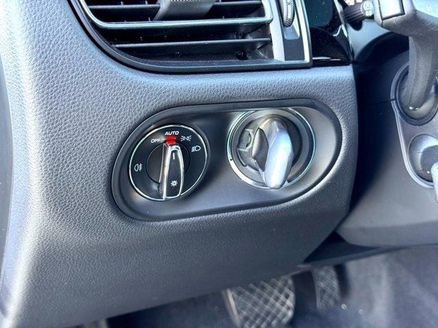 2020 Porsche Macan Base PREMIUM PACKAGE PLUS