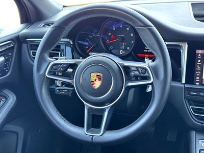 2020 Porsche Macan Base PREMIUM PACKAGE PLUS