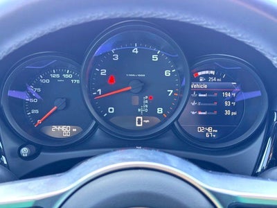 2020 Porsche Macan Base PREMIUM PACKAGE PLUS