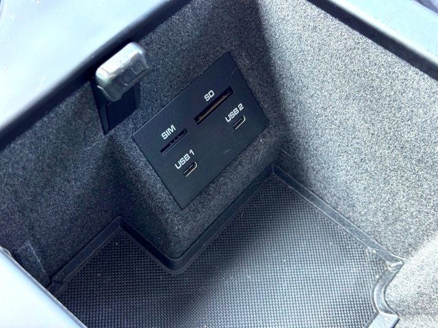 2020 Porsche Macan Base PREMIUM PACKAGE PLUS