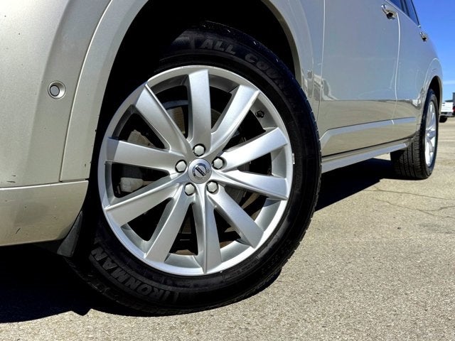 2016 Volvo XC90 T6 Momentum