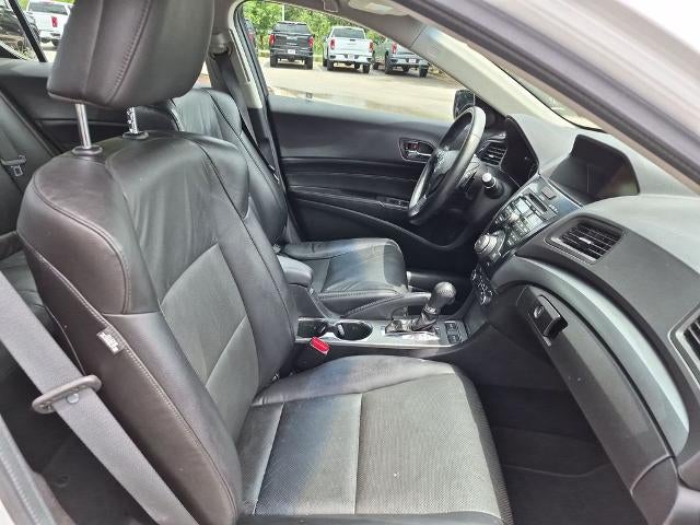 2015 Acura ILX 2.0L Automatic with Technology Package