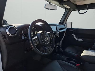 2014 Jeep Wrangler Unlimited 4WD 4dr Sahara